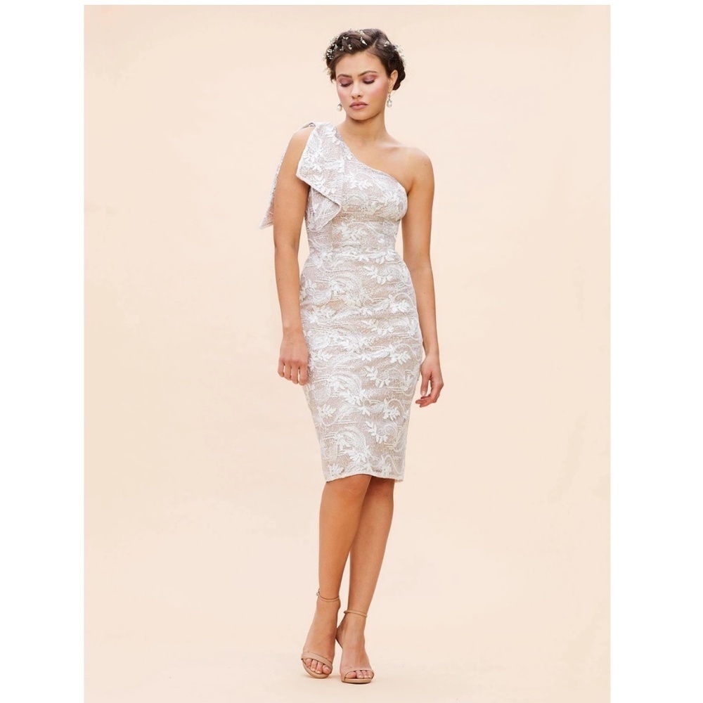 DRESS THE POPULATION Thalia One-Shoulder Floral Lace Dress in White Size XS